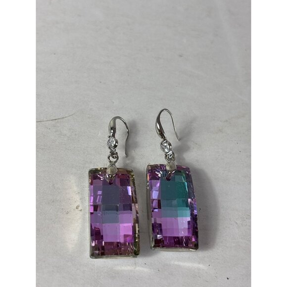 Faceted Pink Blue Purple Aurora Borealis Glass Dangle Earrings Silvertone 2 inch - Picture 2 of 4